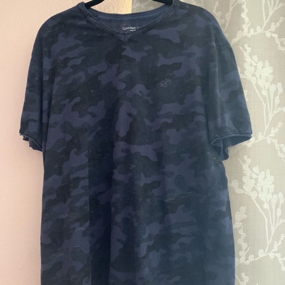 Calvin Klein Blue camo t-shirt